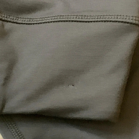 NIKE Dri-Fit Cropped Athletic cropped pants/ leggings. 
Leggings, size M vvv - Picture 15 of 15